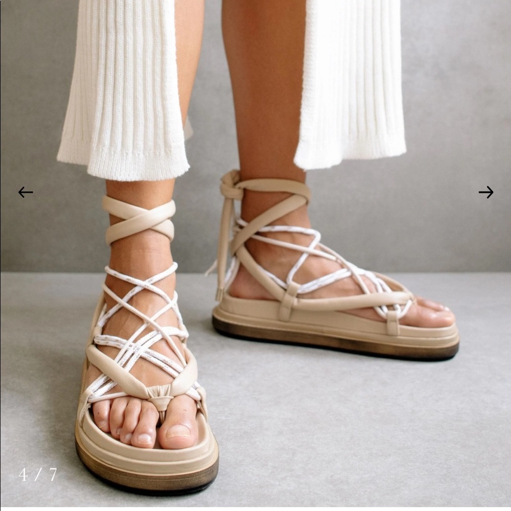 Alohas Jungle Stone & Beige Laced Up Sandal